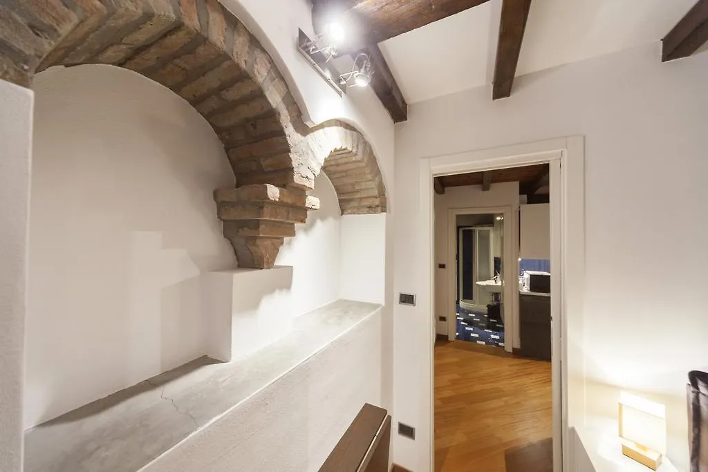 Ludovico De Varthema, Bologna Apartment 0*,  Italy